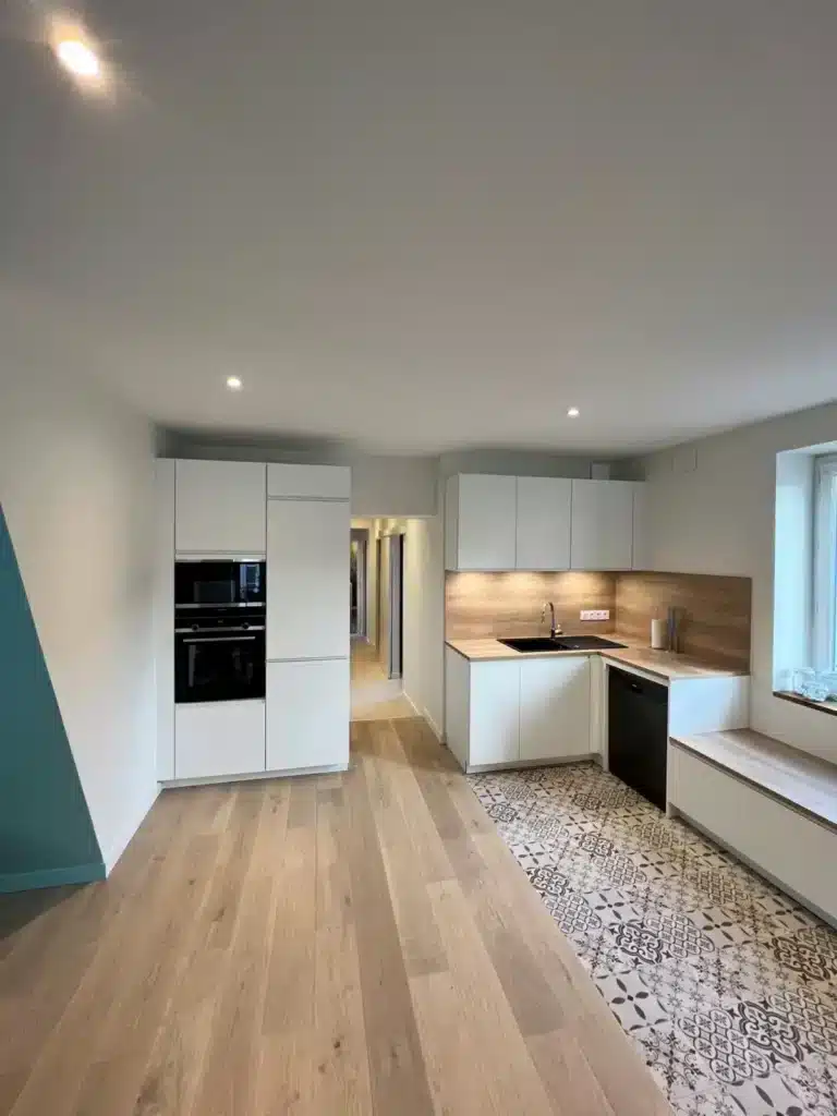 Colonnes cuisine encastrables four micro-ondes réfrigérateur sur mesure Oullins Lyon